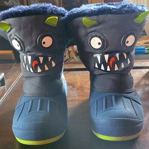 Boy's Size 11 boots